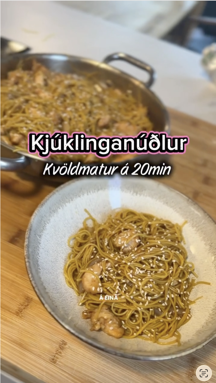 Kjúklinga Núðlur