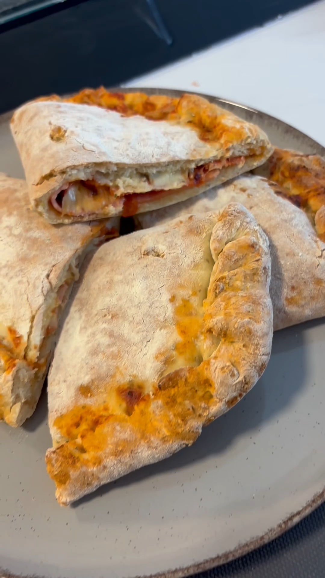 Prótein Calzone